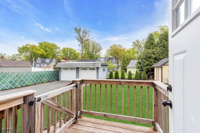 58 Locust Dr, Kenilworth Boro, NJ 07033