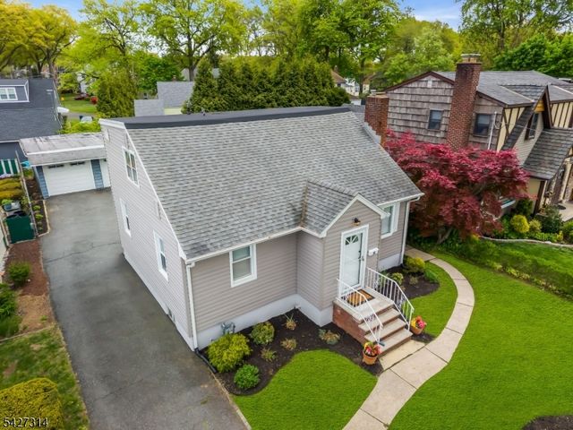 58 Locust Dr, Kenilworth Boro, NJ 07033