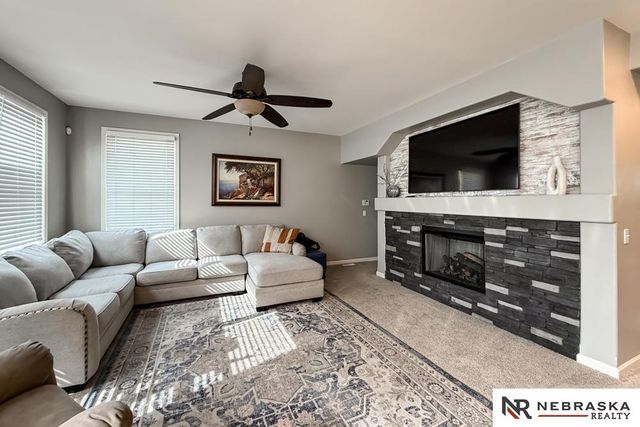 9508 S 28th Avenue, Bellevue, NE 68147