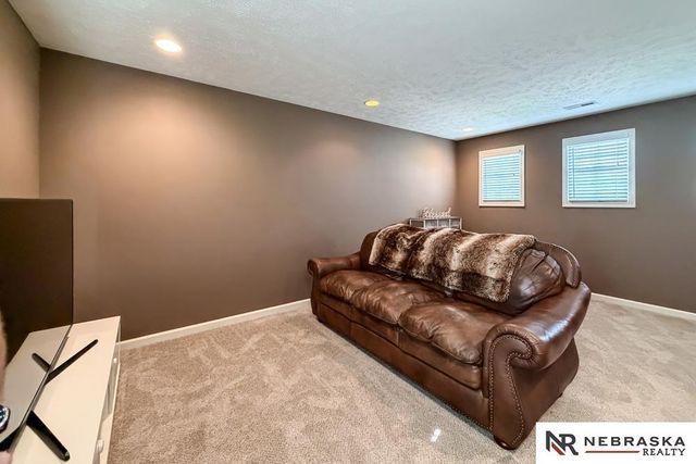 9508 S 28th Avenue, Bellevue, NE 68147