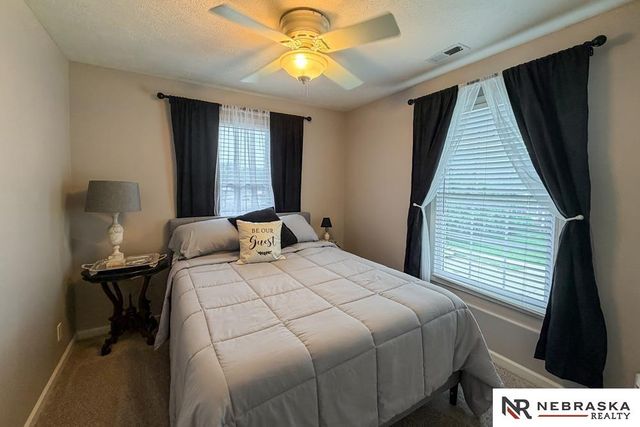 9508 S 28th Avenue, Bellevue, NE 68147