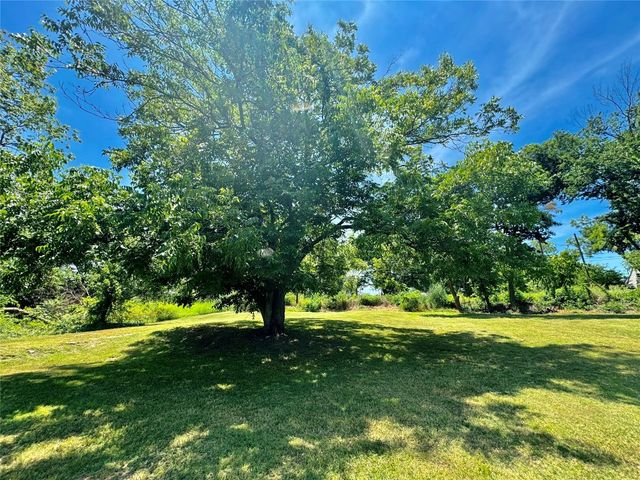 523 N Main Street, Seminole, OK 74868