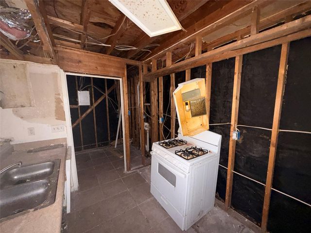 2404 Bucks RUN A&B, Austin, TX 78744