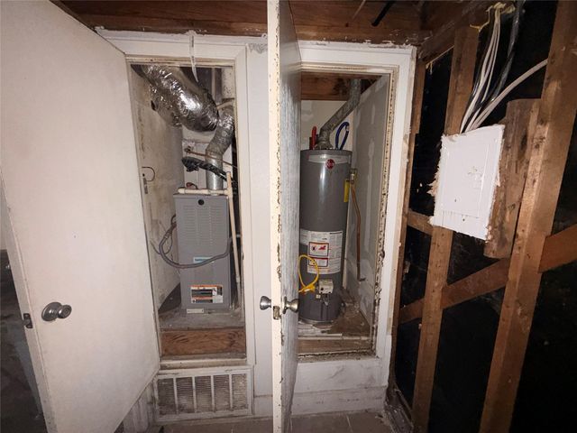 2404 Bucks RUN A&B, Austin, TX 78744