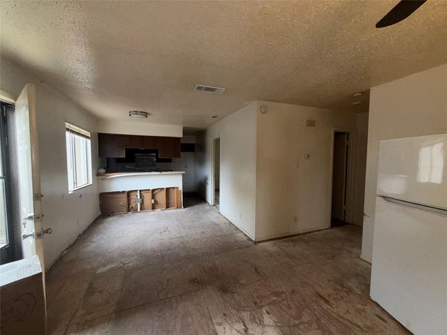 2404 Bucks RUN A&B, Austin, TX 78744