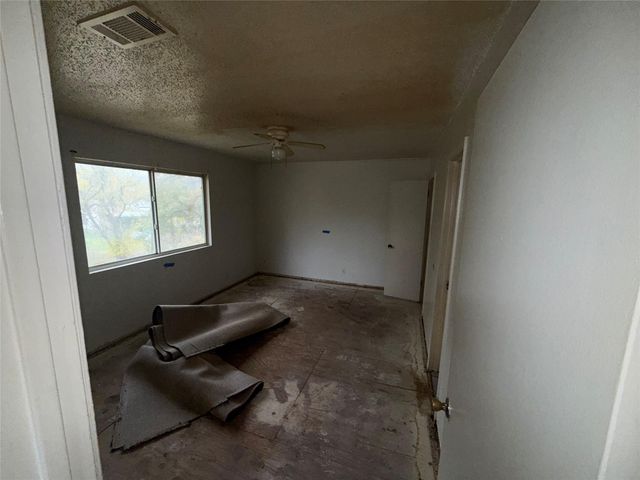 2404 Bucks RUN A&B, Austin, TX 78744