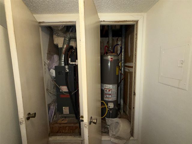 2404 Bucks RUN A&B, Austin, TX 78744