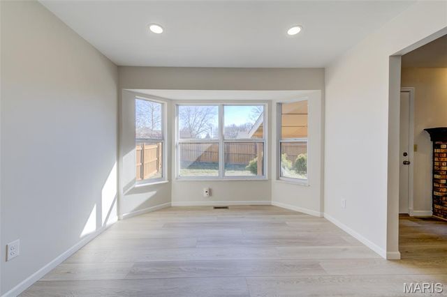 310 Harper Court, St Peters, MO 63376