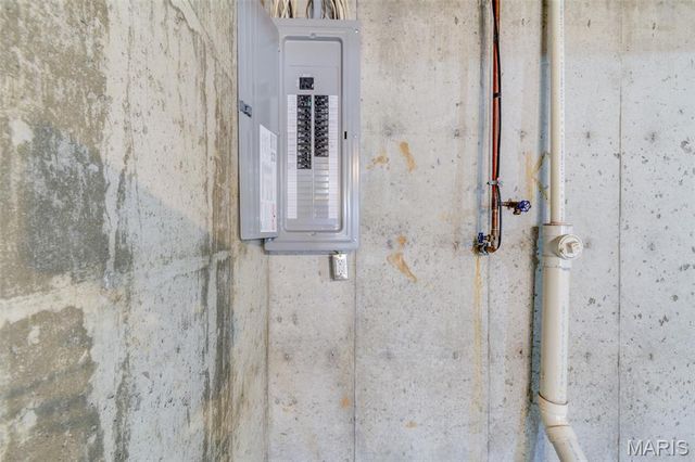 310 Harper Court, St Peters, MO 63376