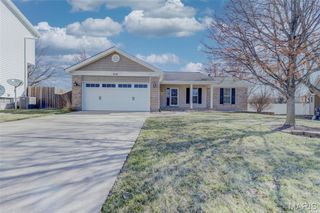310 Harper Court, St Peters, MO 63376