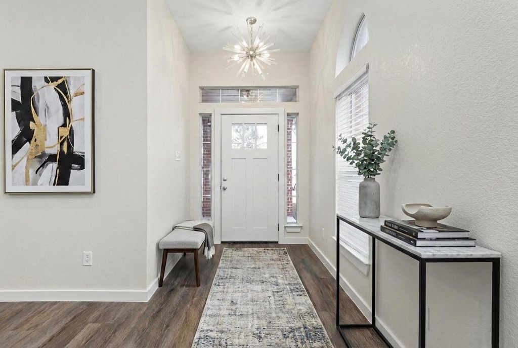 11116 Jim Thorpe LN, Austin, TX 78748