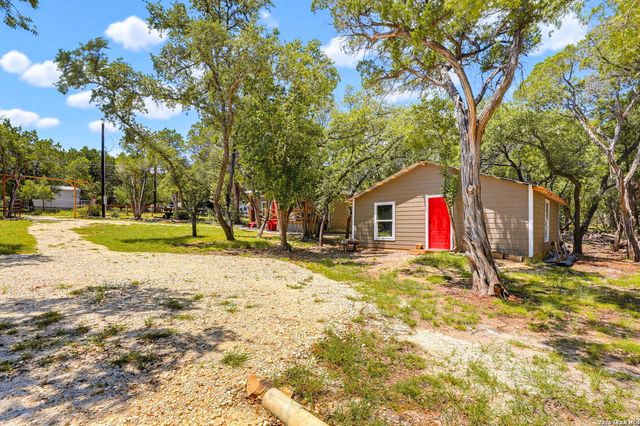 568 28th ST W, Lakehills, TX 78063
