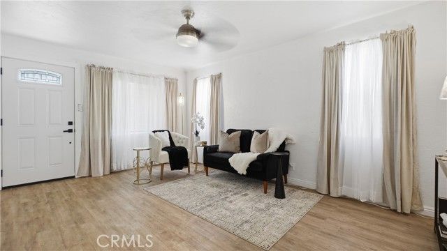 215 N Mcclay, Santa Ana, CA 92701