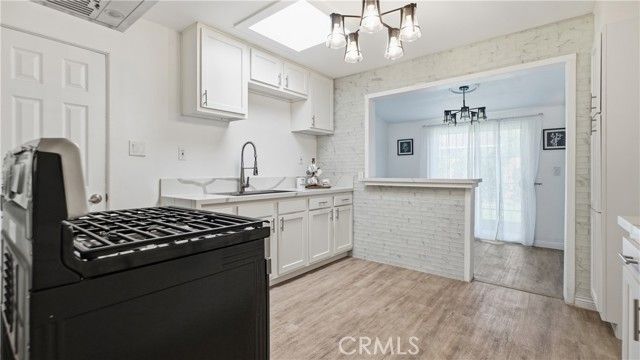 215 N Mcclay, Santa Ana, CA 92701