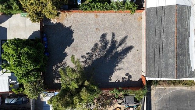 215 N Mcclay, Santa Ana, CA 92701
