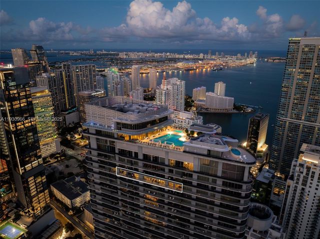 1000 Brickell Plz PH5904, Miami, FL 33131