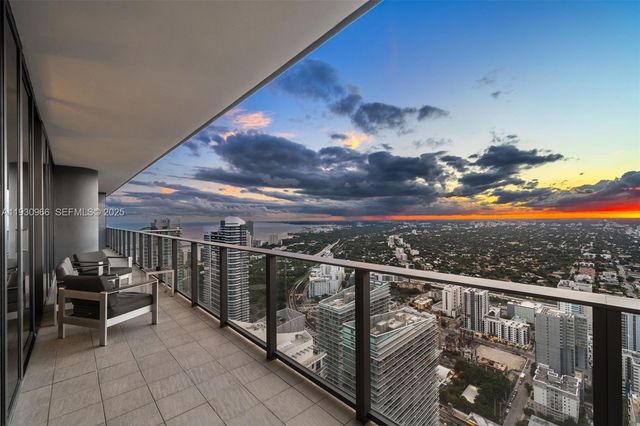 1000 Brickell Plz PH5904, Miami, FL 33131