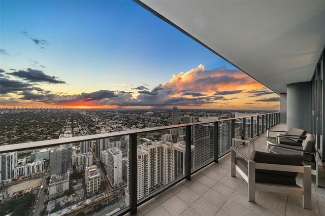 1000 Brickell Plz PH5904, Miami, FL 33131