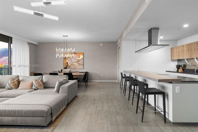 1000 Brickell Plz PH5904, Miami, FL 33131