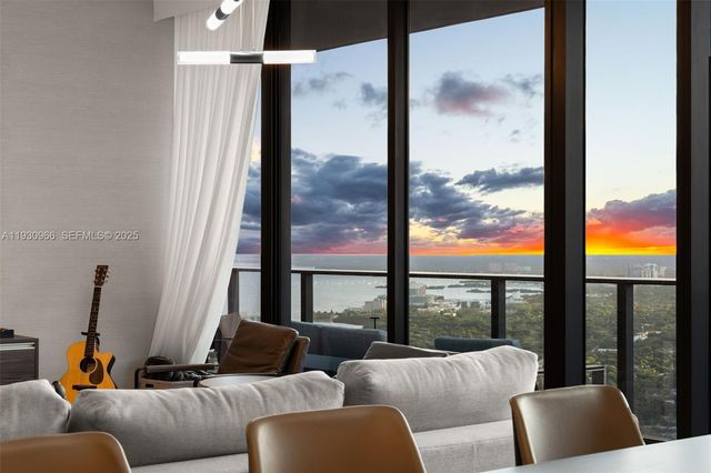 1000 Brickell Plz PH5904, Miami, FL 33131