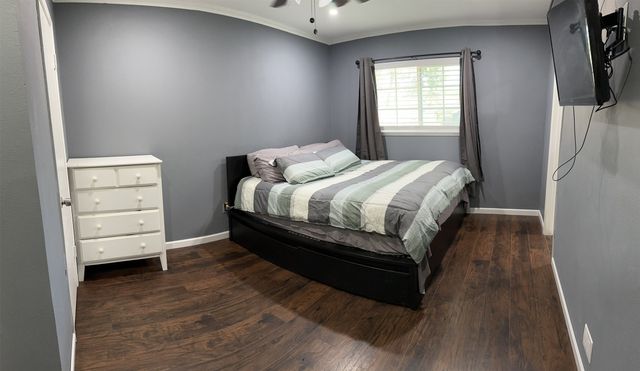 1013 Las Flores Court, Grand Prairie, TX 75052