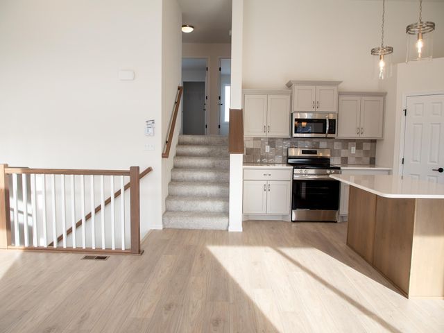 1466 66th Avenue S, Fargo, ND 58104