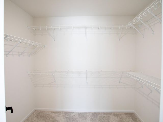 1466 66th Avenue S, Fargo, ND 58104