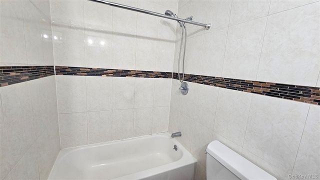 66 Bon Aire Circle P-7, Suffern, NY 10901