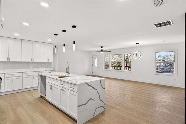 2177 Mark Trail, Decatur, GA 30032