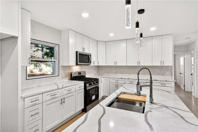 2177 Mark Trail, Decatur, GA 30032