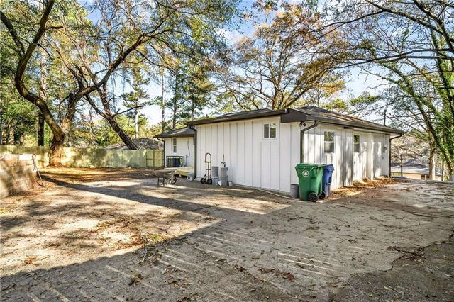 2177 Mark Trail, Decatur, GA 30032