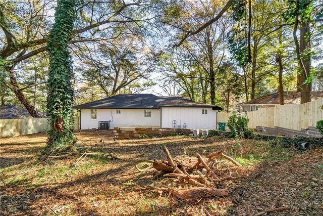 2177 Mark Trail, Decatur, GA 30032