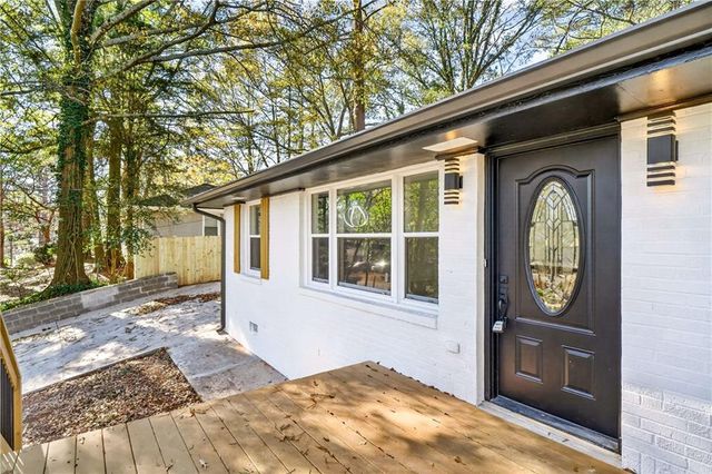 2177 Mark Trail, Decatur, GA 30032