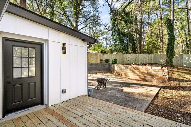 2177 Mark Trail, Decatur, GA 30032