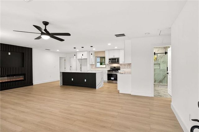 2177 Mark Trail, Decatur, GA 30032