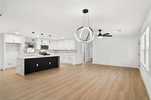 2177 Mark Trail, Decatur, GA 30032