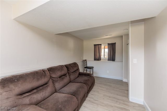 10201 Munich Drive, Parma, OH 44130