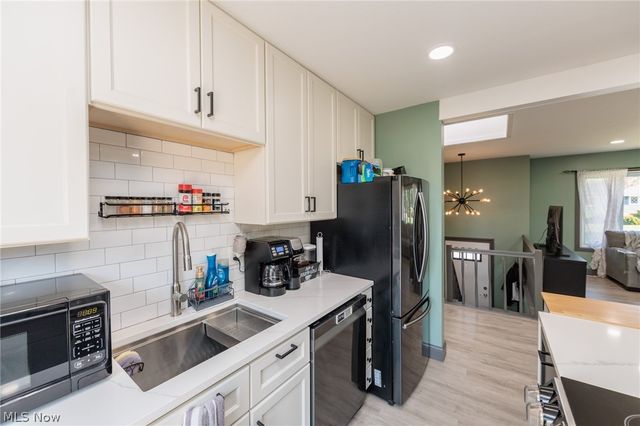 10201 Munich Drive, Parma, OH 44130