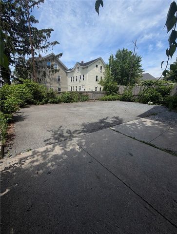 10 La Vaughn Street, Providence, RI 02909