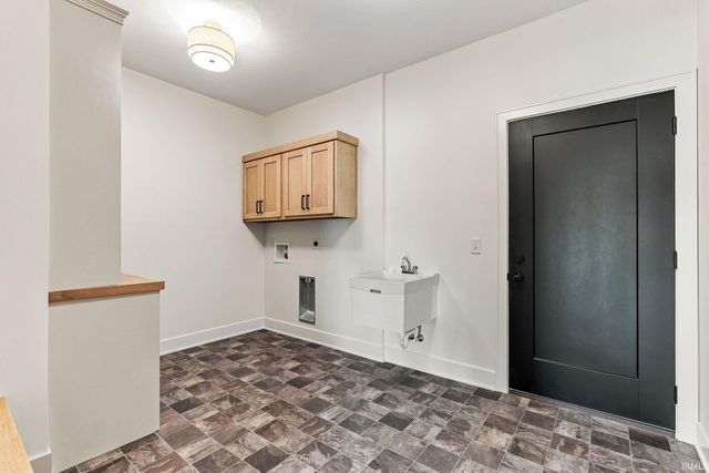2851 Quinlado Lane, Fort Wayne, IN 46818