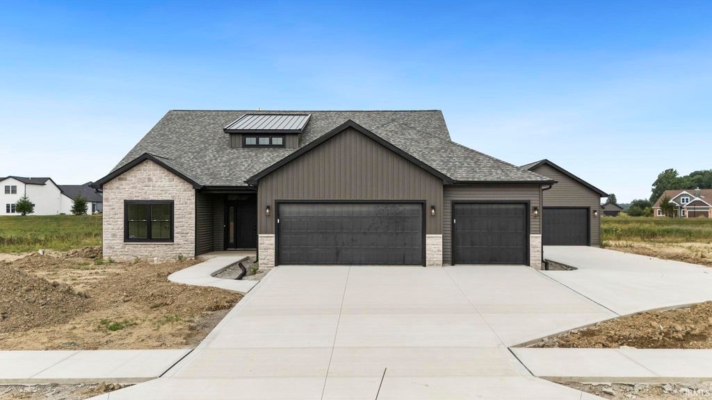 2851 Quinlado Lane, Fort Wayne, IN 46818