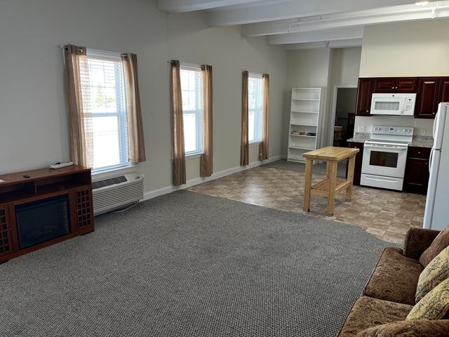 68 Spring Street 200, Mansfield, MA 02048