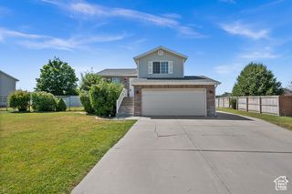 2337 W 2075 N, Clinton, UT 84015