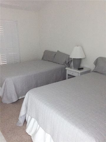 4009 Silver Palm Drive 3, Vero Beach, FL 32963
