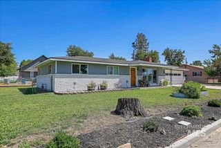 1220 Ohio Ave, Caldwell, ID 83605