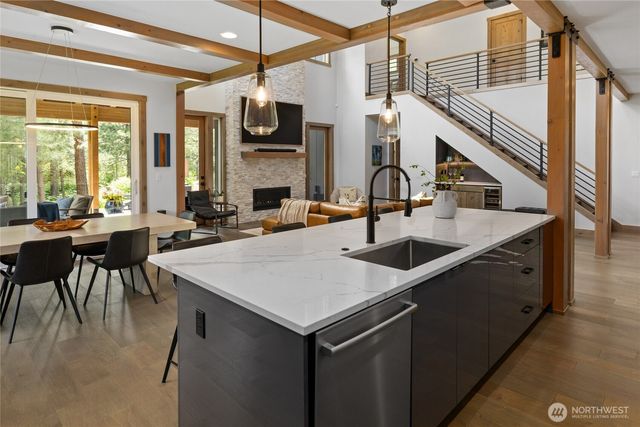 331 Old Grove Trl, Cle Elum, WA 98922