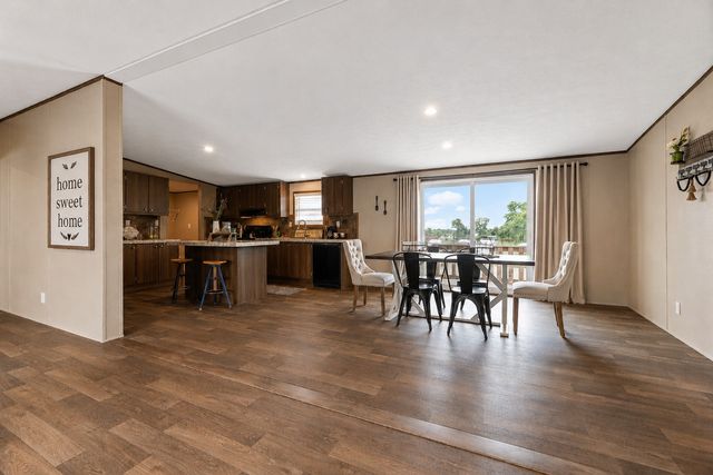 139 Lark Meadow Drive, Runaway Bay, TX 76426