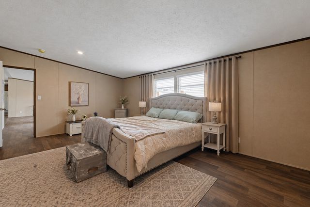 139 Lark Meadow Drive, Runaway Bay, TX 76426