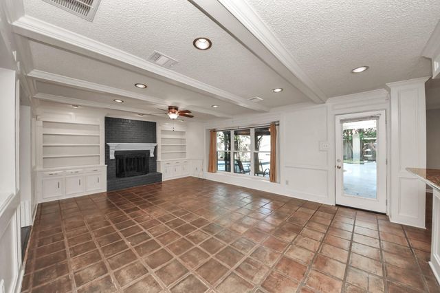 5302 Boyce Springs Drive, Houston, TX 77066