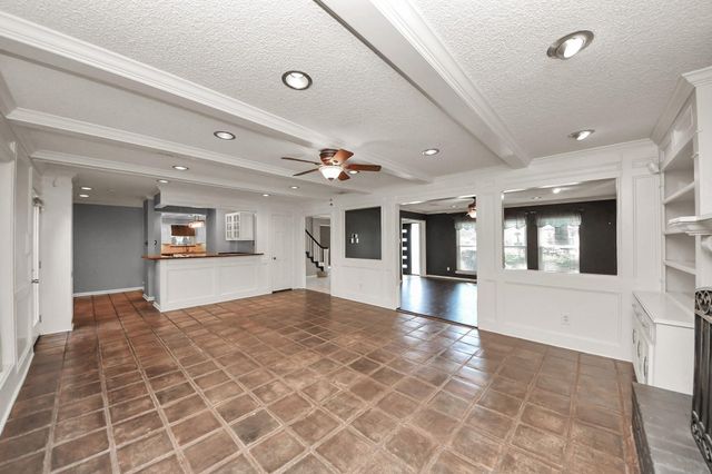 5302 Boyce Springs Drive, Houston, TX 77066